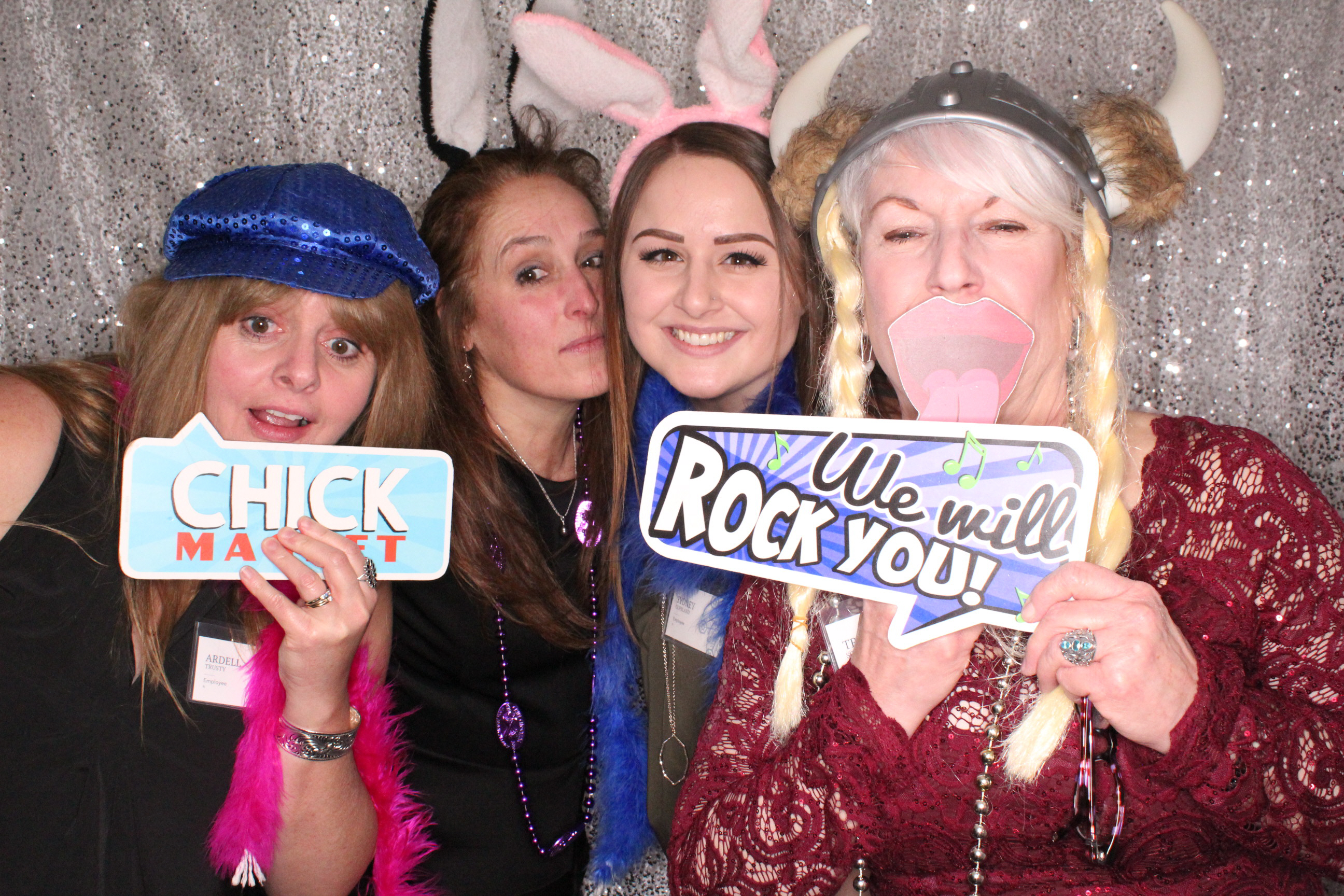 SCHEELS Year End Celebration | View more photos from the event at gallery.photoboothbillings.com/u/PhotoBoothBillings/SCHEELS-Year-End-Celebration